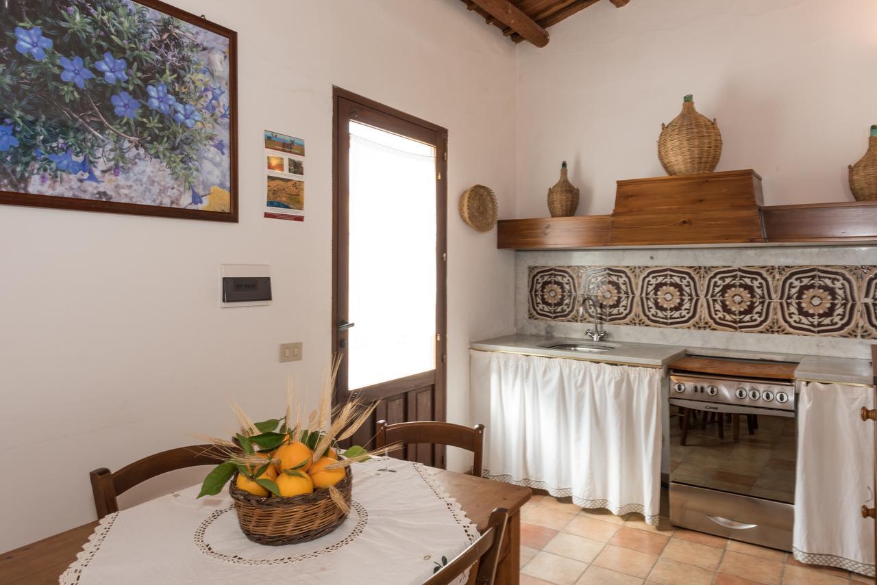 Azienda Agrituristica Tenuta Pizzolungo Erice Exteriér fotografie
